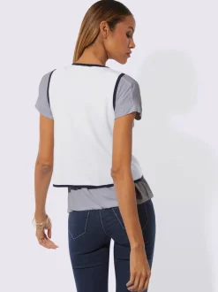Gilets en tricot doux avec rayures et boutons décoratifs