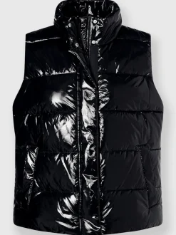 Gilets matelassés avec col montant et poches pratiques