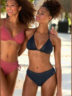 Haut de bikini triangle avec motif ajouré décoratif