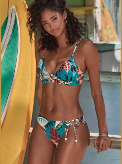 Haut de bikini triangle à imprimé floral moderne et stylé