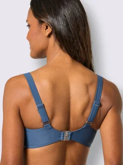 Haut de maillot de bain bon. b, c, d