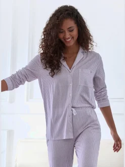 Haut de pyjama au design classique