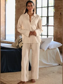 Haut de pyjama au design classique