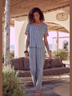 Haut de pyjama t-shirt avec motif ethnique