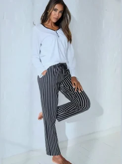Haut de pyjama t-shirt à manches longues avec encolure en v arrondie