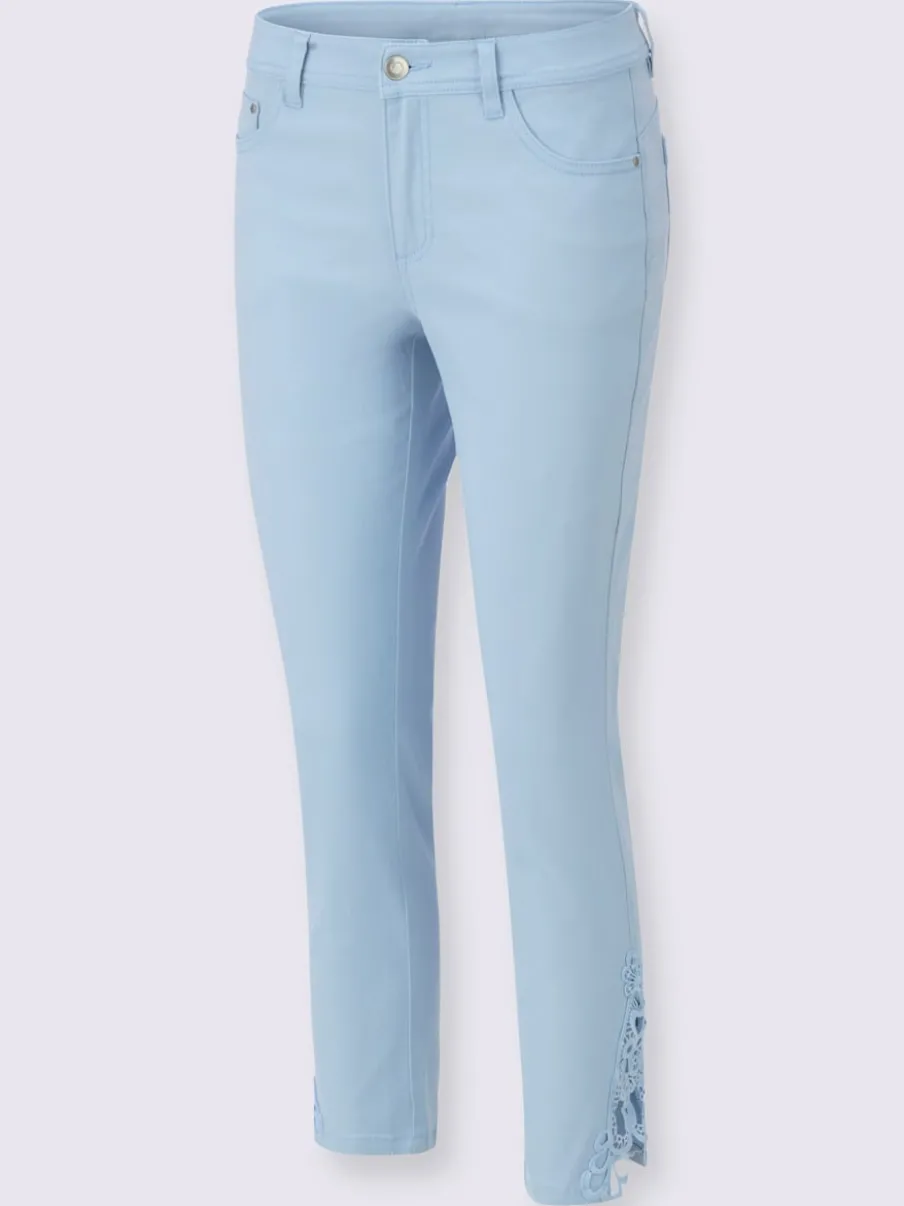 Jean 7/8 avec empiècements en dentelle raffinée latéraux