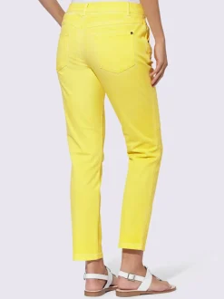 Jean boyfriend 5 poches avec fermeture bouton et coutures décoratives