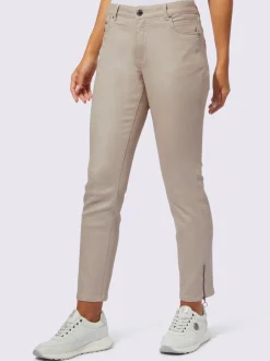 Jean cinq poches en coton extensible avec détails fentes