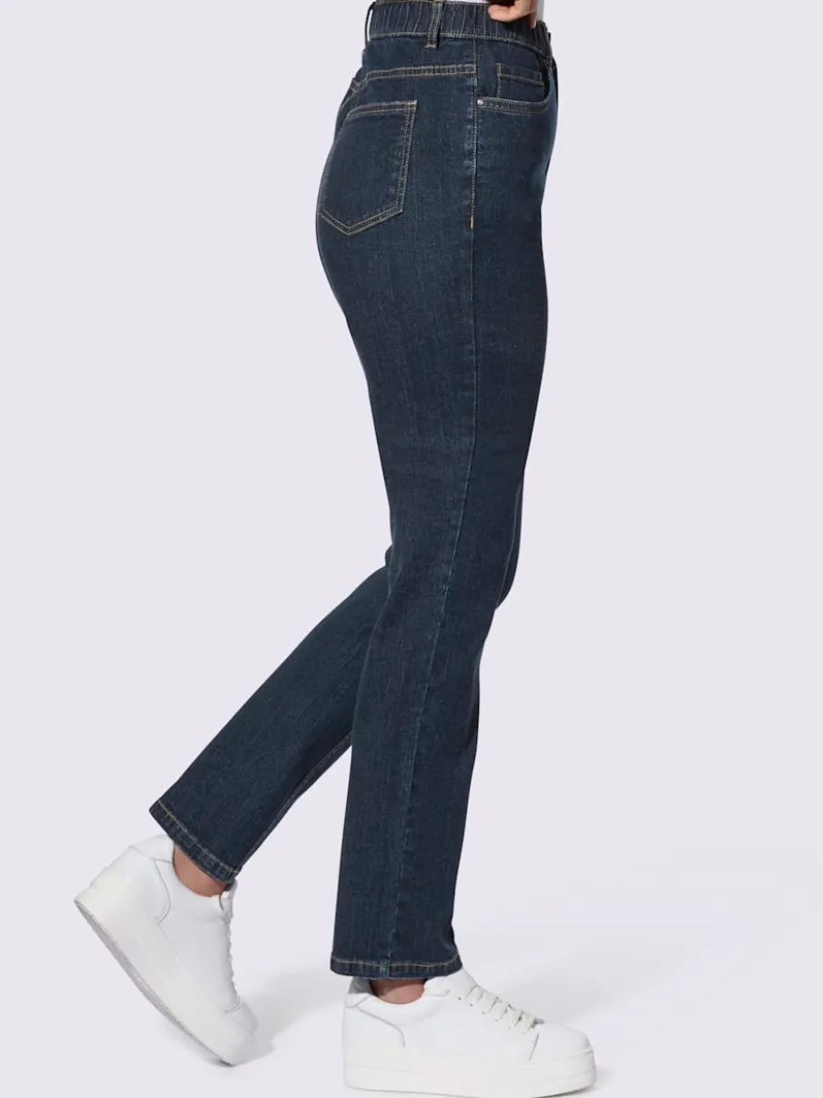 Jean coupe classique avec cinq poches et ceinture élastique