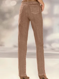 Jean à coupe élancée avec broderie sur poches arrière