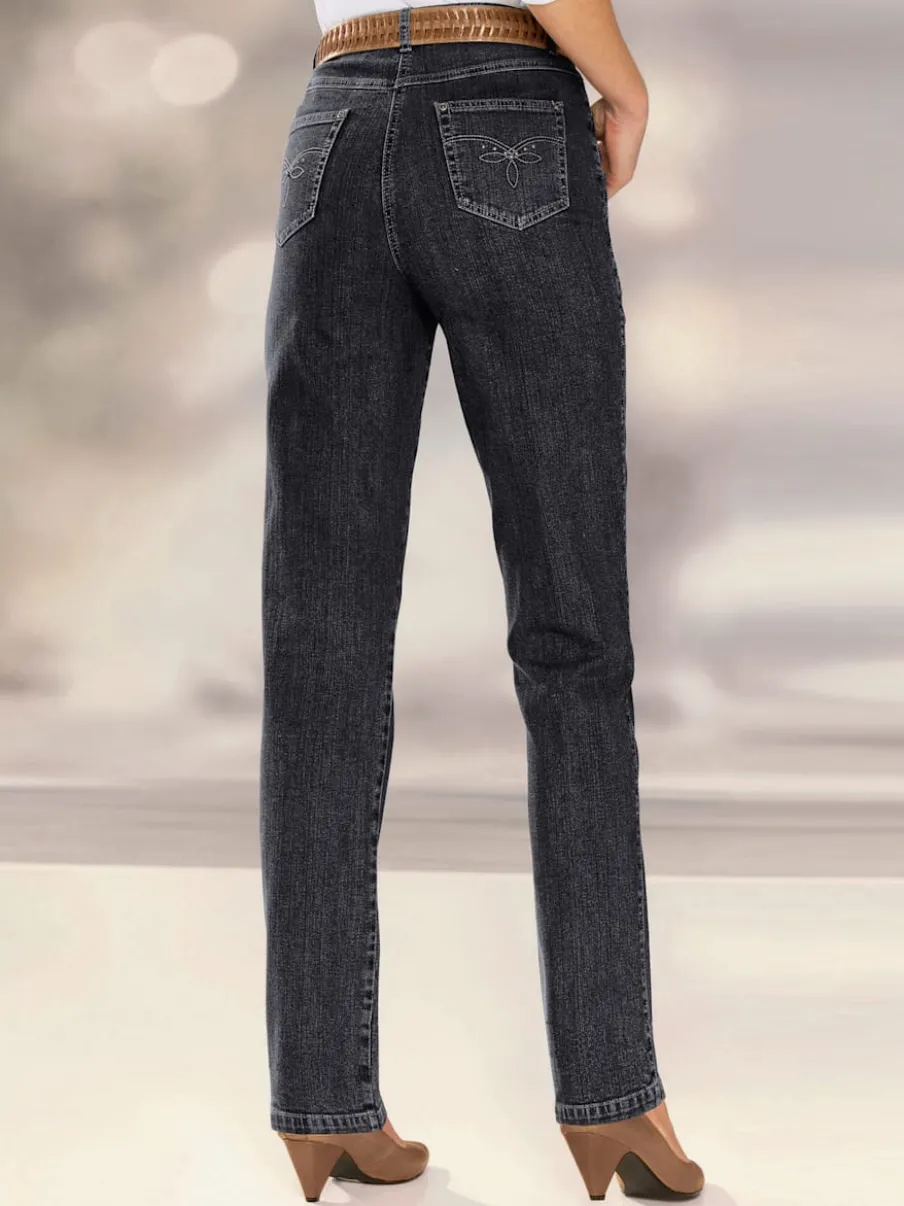 Jean à coupe élancée avec broderie sur poches arrière