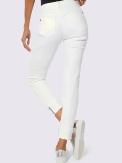 Jean droit en denim avec pierres brillantes fantaisie