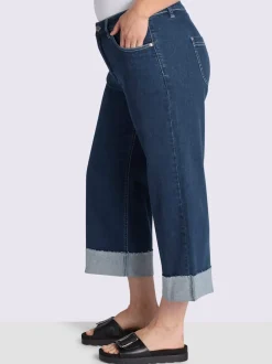 Jean 7/8 empiècement gainant devant avec effet affinant
