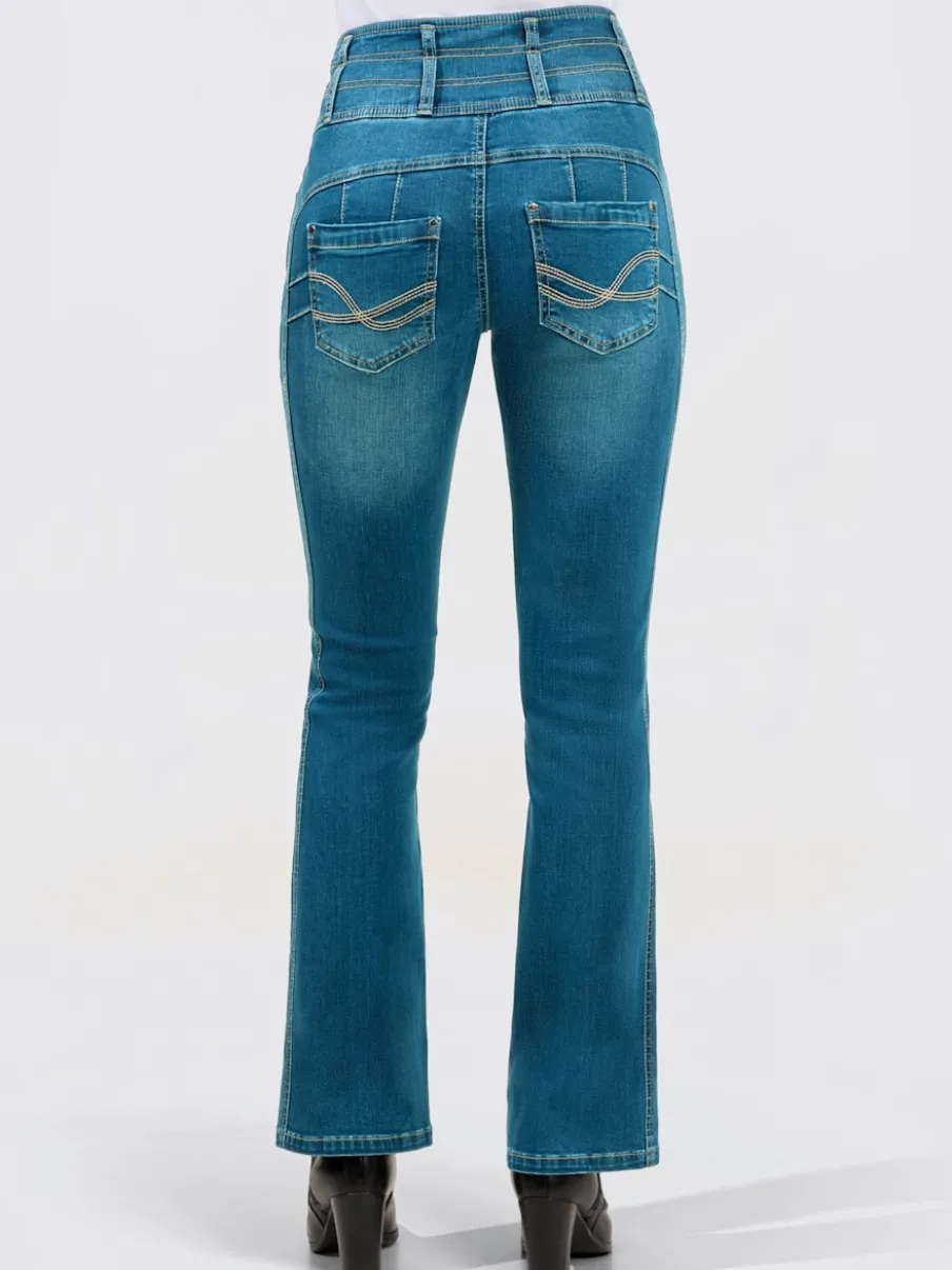 Jean 5 poches à ceinture haute trois boutons