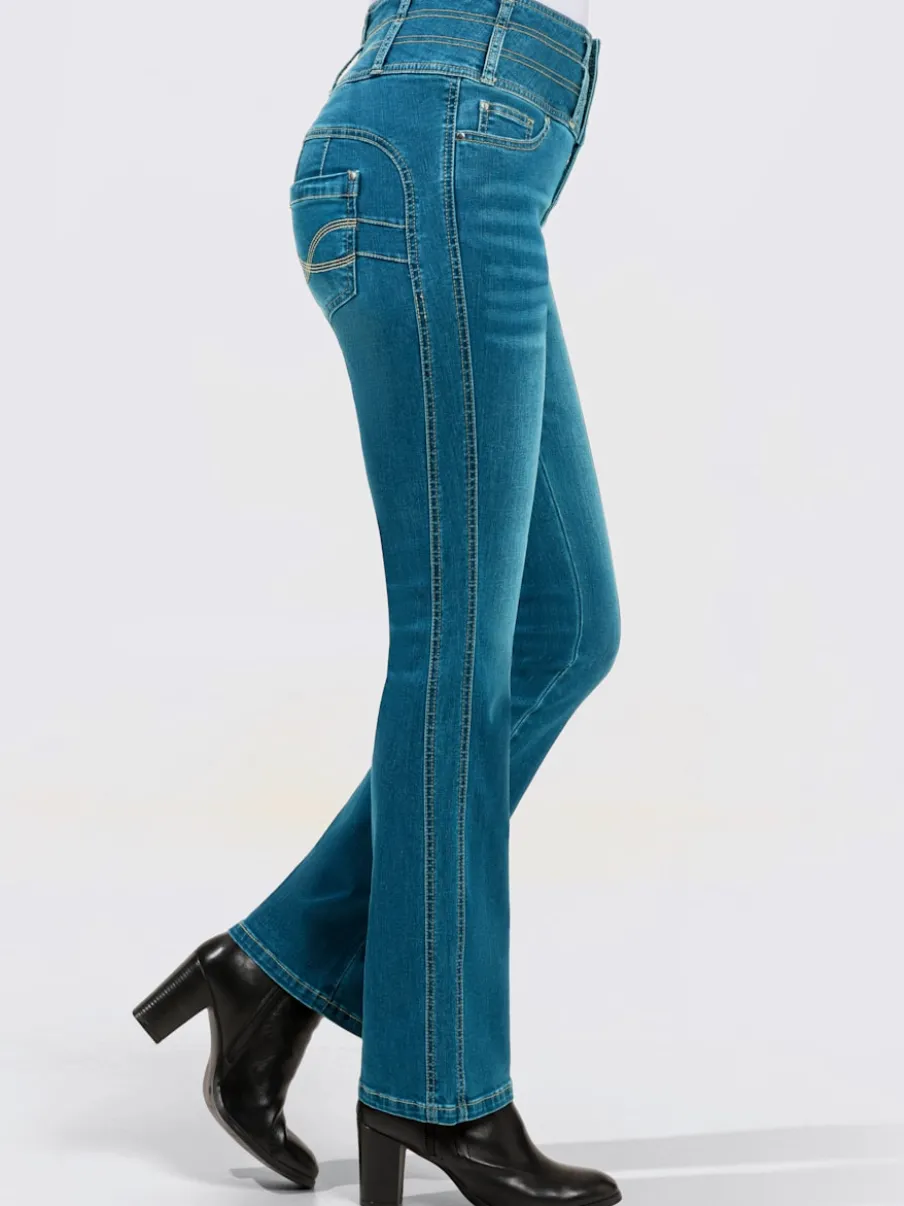 Jean 5 poches à ceinture haute trois boutons