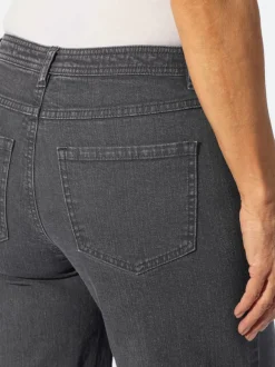 Jean 5 poches qualité coton extensible indéformable