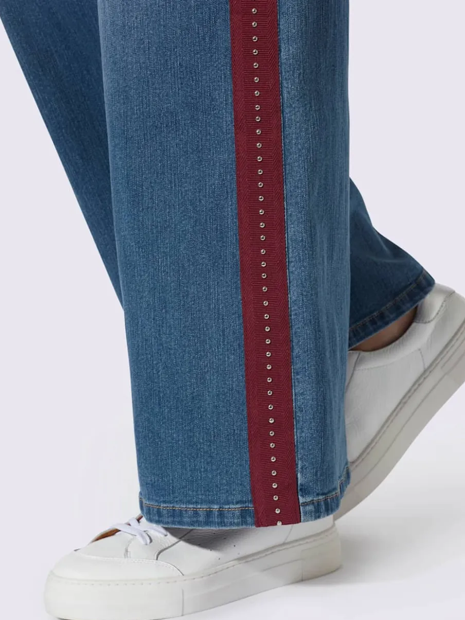 Jean 5 poches ruban gros grain avec rivets