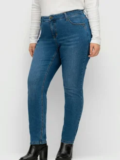 Jean 5 poches taille étroite, fesses et cuisses fortes