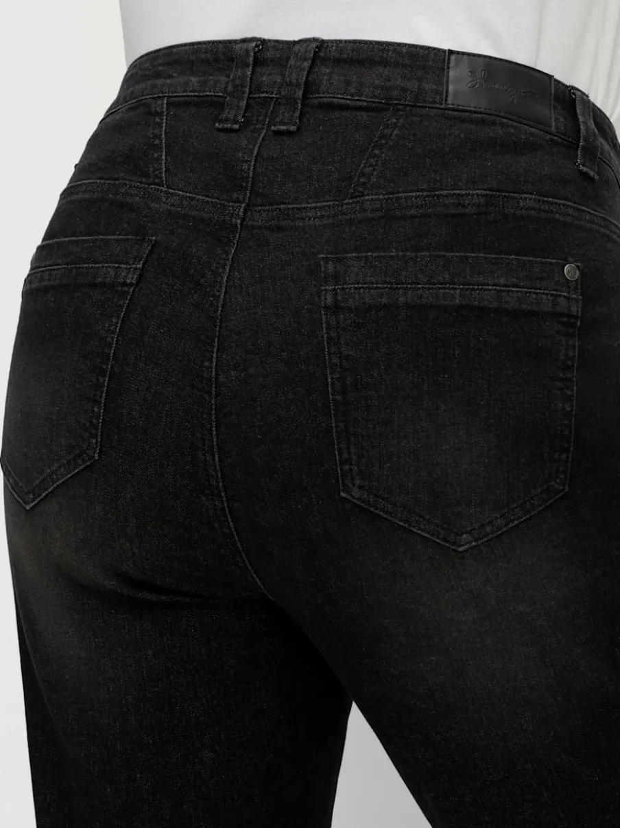 Jean 5 poches taille étroite, fesses et cuisses fortes
