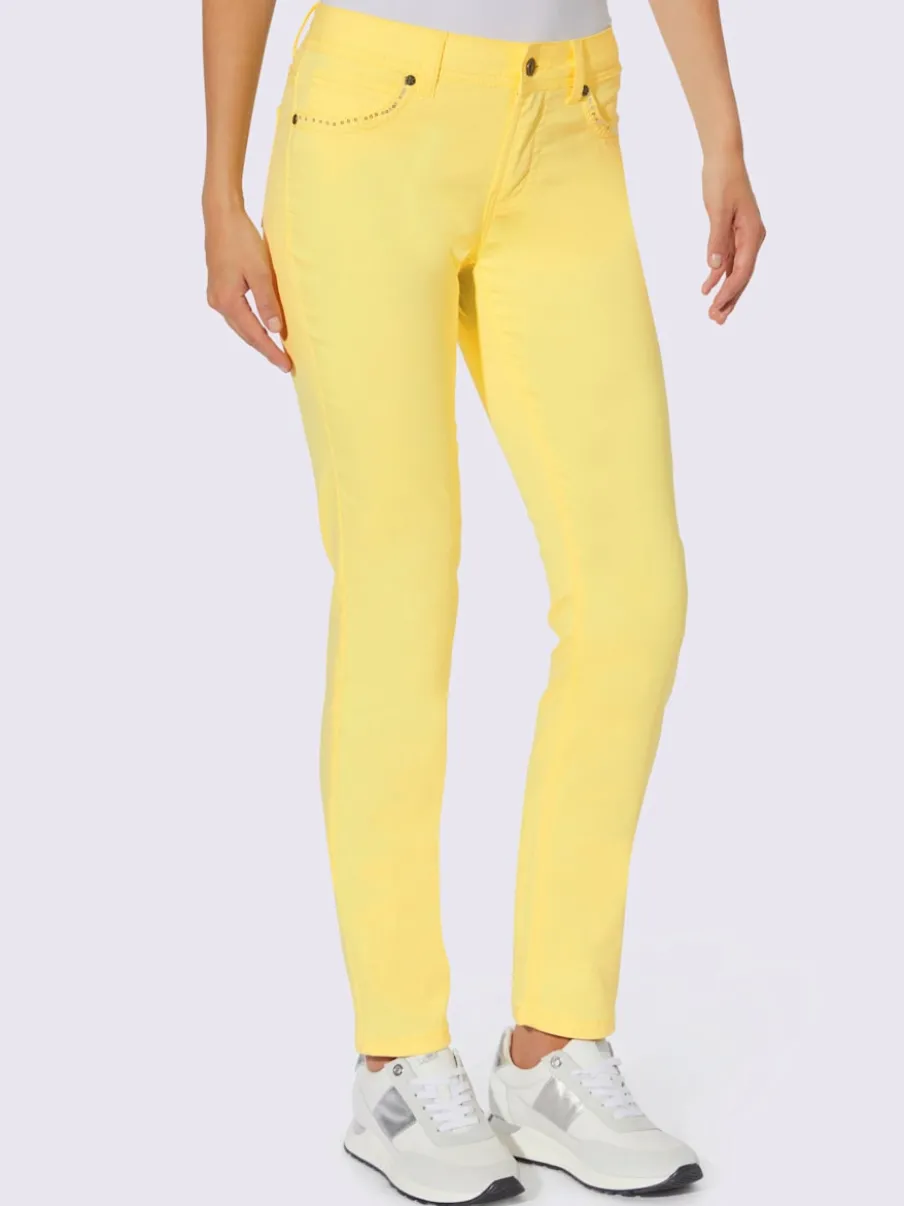 Jean skinny avec broderie et effet ventre plat