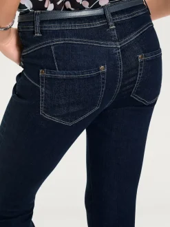 Jean 7/8 slim fit avec effets ventre plat idéalement ajusté