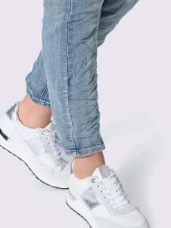 Jean style boyfriend