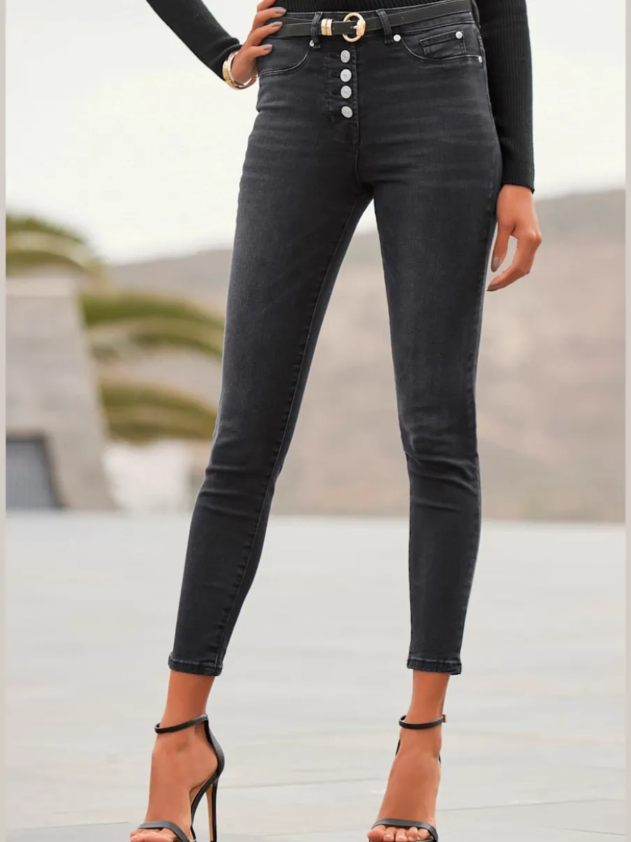 Jean taille haute cinq poches avec ceinture à boutons