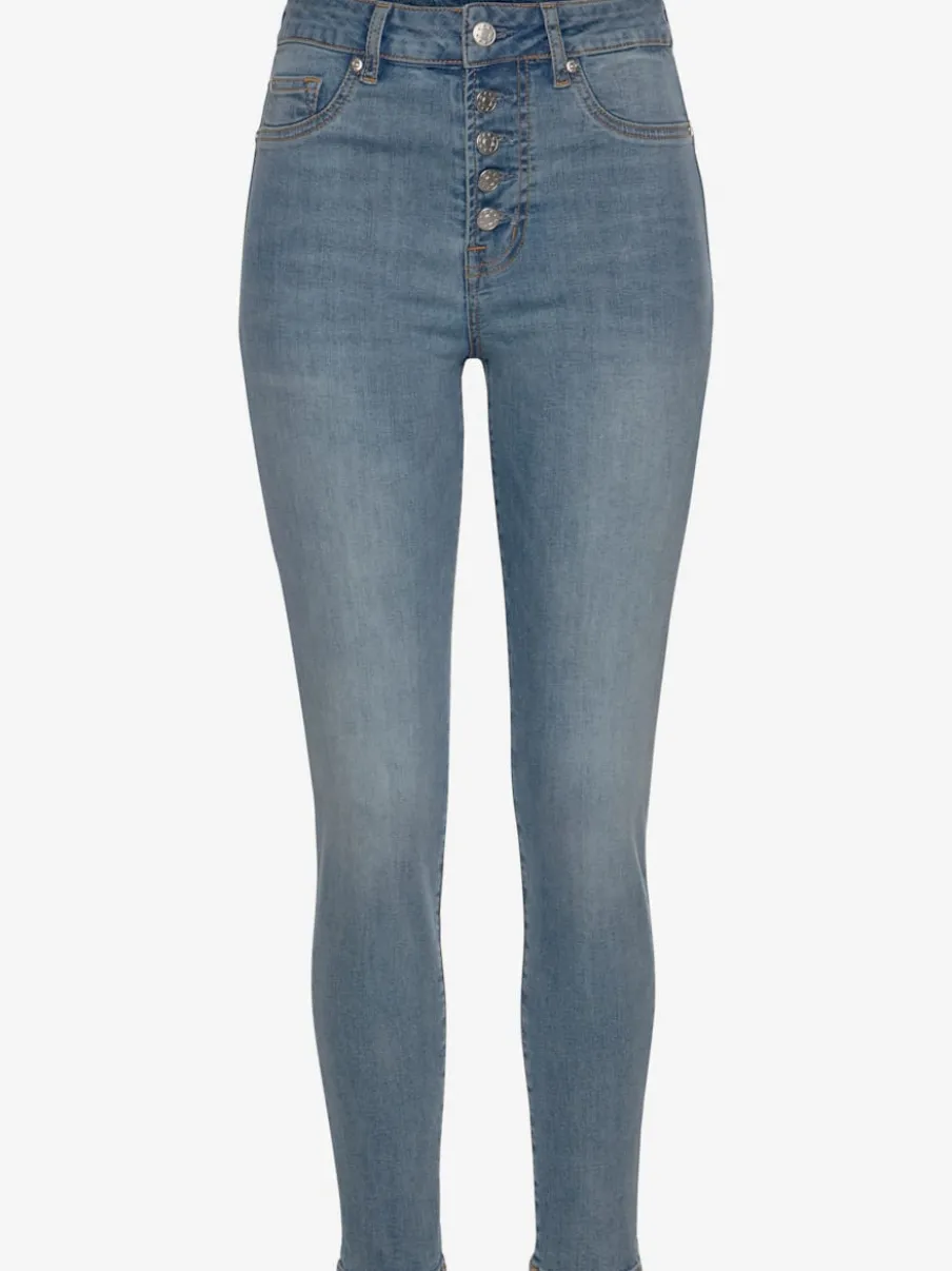Jean taille haute cinq poches avec ceinture à boutons