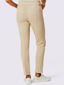 Jean très extensible avec ceinture élastique intérieure raffinée