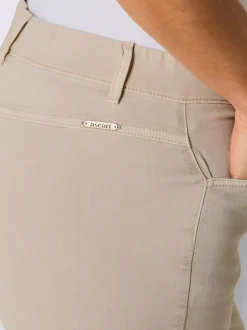 Jean 7/8 évasé avec ceinture invisible et poches confortables