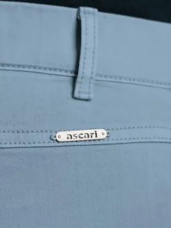 Jean 7/8 évasé avec ceinture invisible et poches confortables