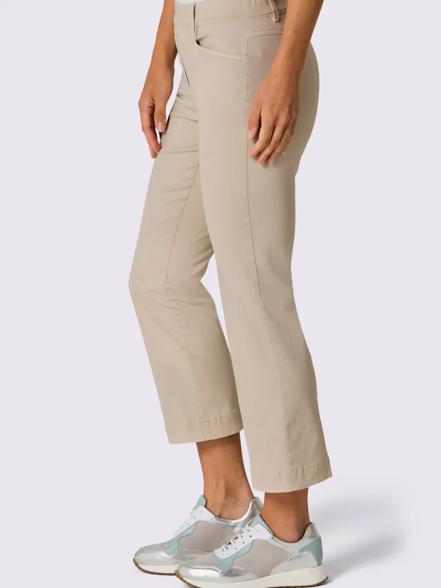 Jean 7/8 évasé avec ceinture invisible et poches confortables