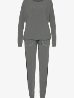 Joli pyjama chiné