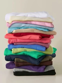 Jolis pulls basiques en coton à encolure en v.