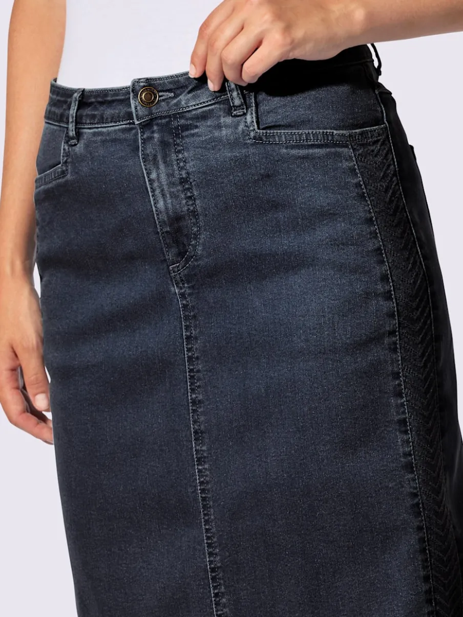 Jupe en jean avec ceinture fermeture et dentelle