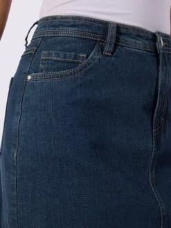 Jupe en jean à fente au dos et coupe cinq poches