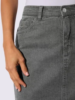 Jupe en jean à fente au dos et coupe cinq poches
