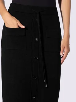 Jupe en tricot avec ceinture élastique et boutons décoratifs