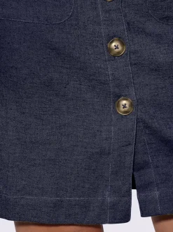 Jupe estivale en lin avec patte de boutonnage et poches.