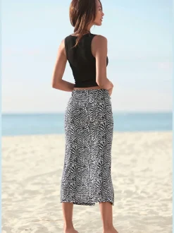 Jupe midi avec ceinture élastique et grande fente