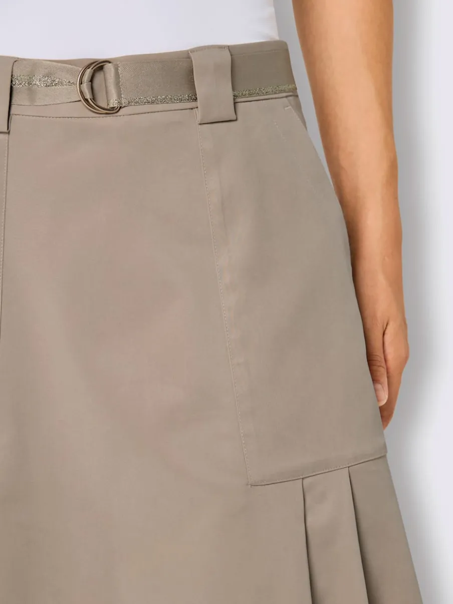 Jupe évasée à ceinture large avec poches plaquées