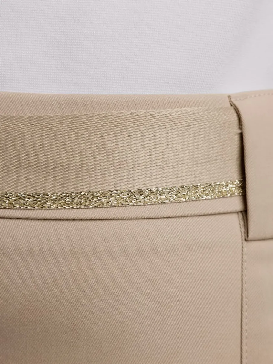 Jupe évasée à ceinture large avec poches plaquées