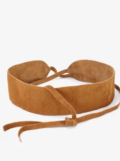 Large ceinture en cuir velours doux de qualité. coupe personnalisée grâce au laçage, idéale pour cintrer la taille