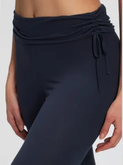 Legging avec jambes évasées doux et fluide à la taille