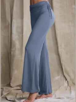 Legging avec jambes évasées doux et fluide à la taille