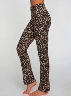 Legging de sport avec jambes évasées en qualité extensible confortable