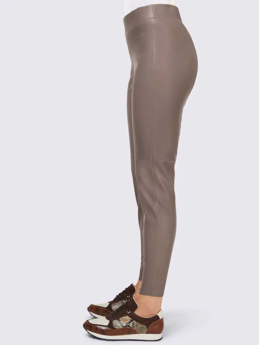 Leggings en synthétique avec coutures de séparation soignées