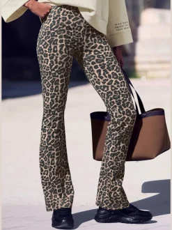 Legging évasé à l'imprimé léopard