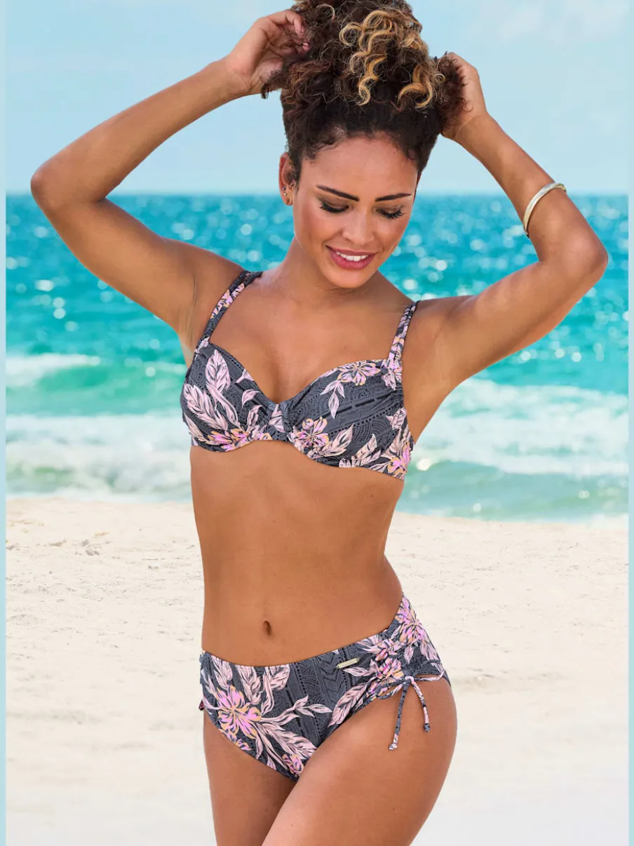 Maillot de bain à armatures avec motifs floraux raffinés