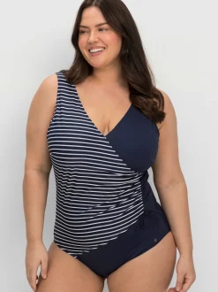 Maillot de bain bon. b, c, d, e, f